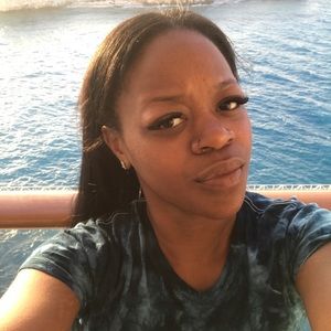 Meet your Posher, Raven